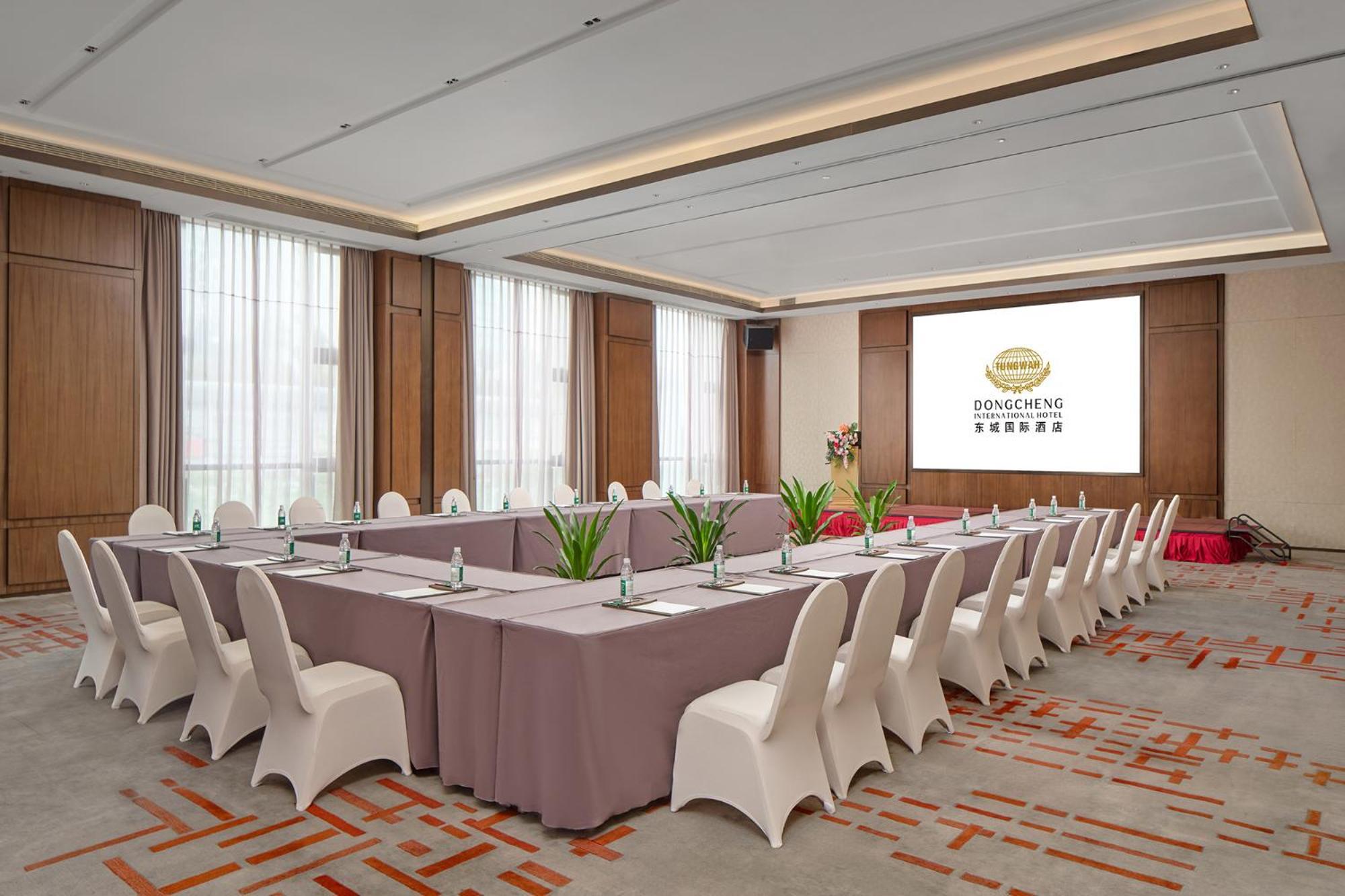 Dongguan Dongcheng International Hotel - Free Shuttle Buses For Executive Room Guests During Canton Fair Extérieur photo
