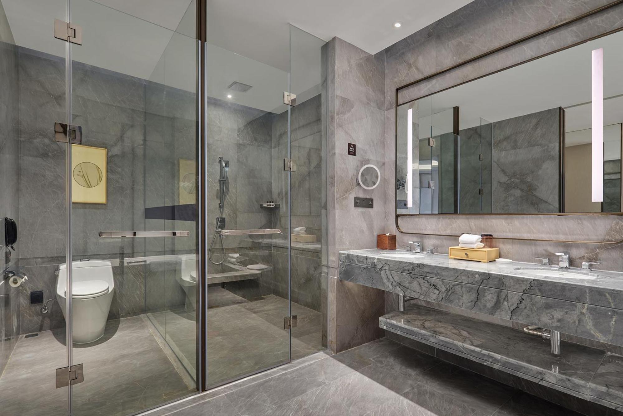 Dongguan Dongcheng International Hotel - Free Shuttle Buses For Executive Room Guests During Canton Fair Extérieur photo