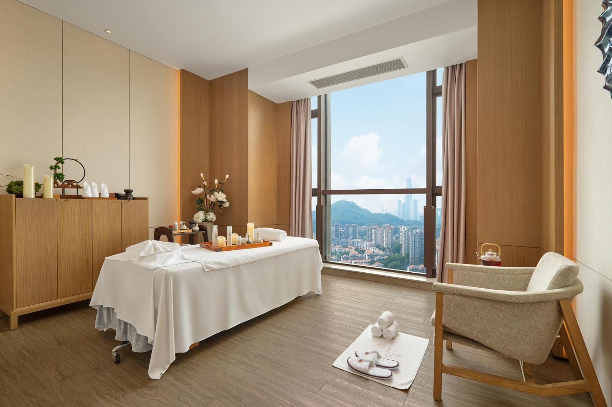 Dongguan Dongcheng International Hotel - Free Shuttle Buses For Executive Room Guests During Canton Fair Extérieur photo