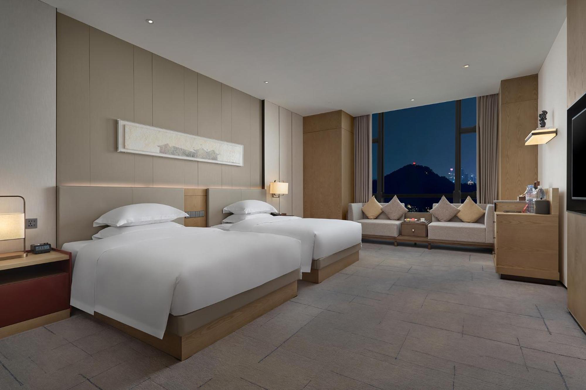 Dongguan Dongcheng International Hotel - Free Shuttle Buses For Executive Room Guests During Canton Fair Extérieur photo