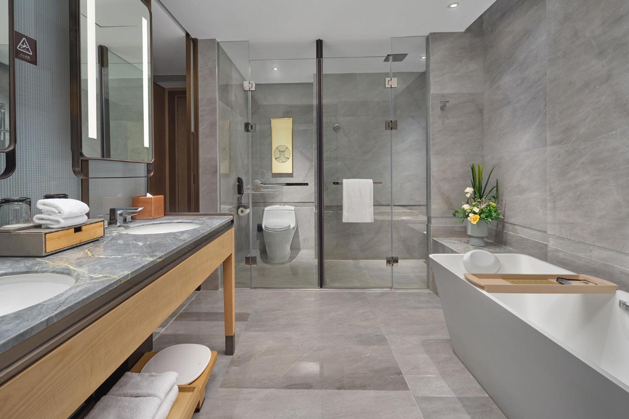 Dongguan Dongcheng International Hotel - Free Shuttle Buses For Executive Room Guests During Canton Fair Extérieur photo