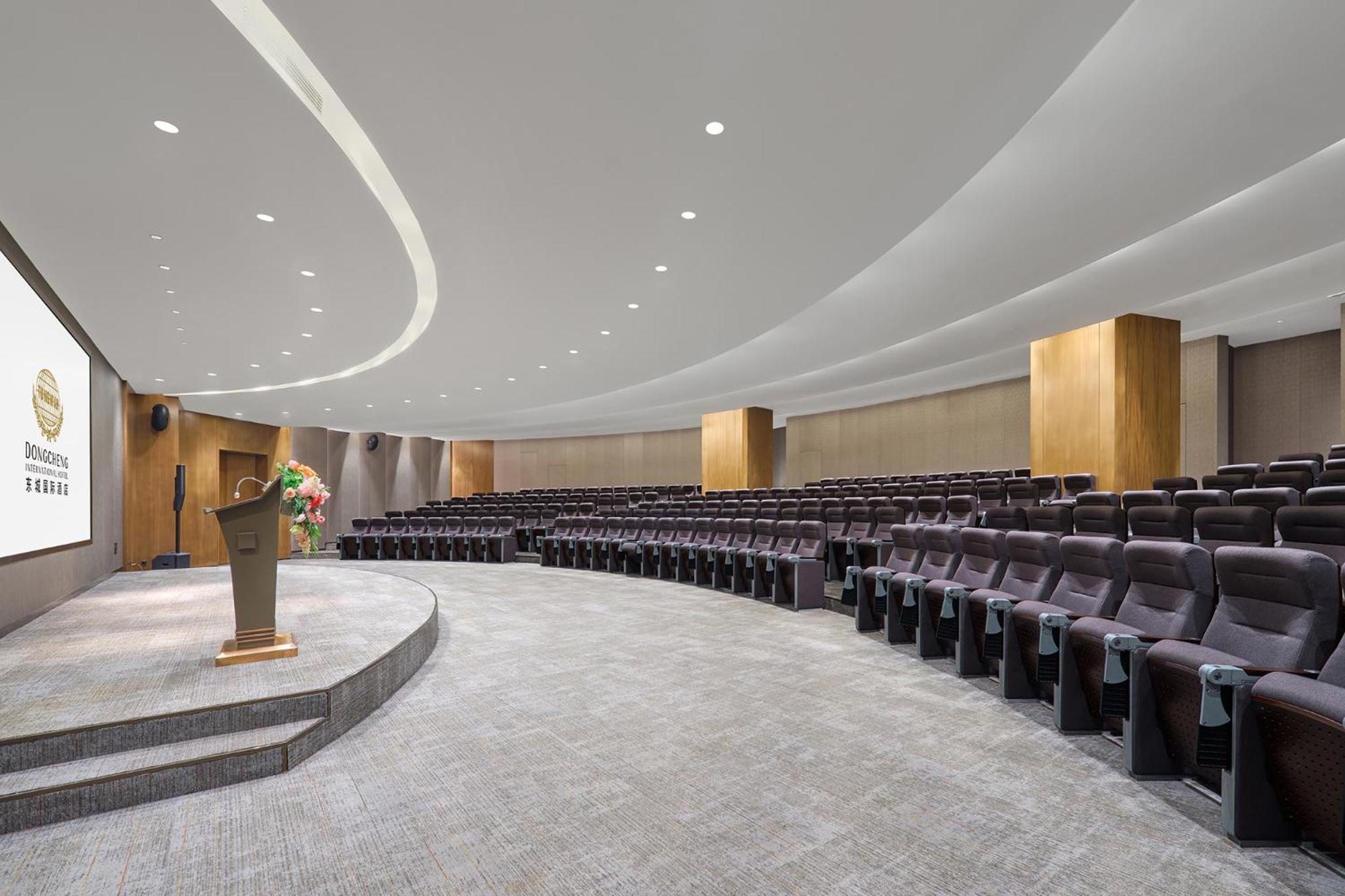 Dongguan Dongcheng International Hotel - Free Shuttle Buses For Executive Room Guests During Canton Fair Extérieur photo