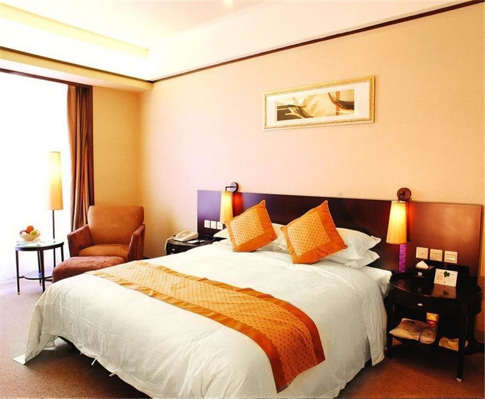 Dongguan Dongcheng International Hotel - Free Shuttle Buses For Executive Room Guests During Canton Fair Extérieur photo