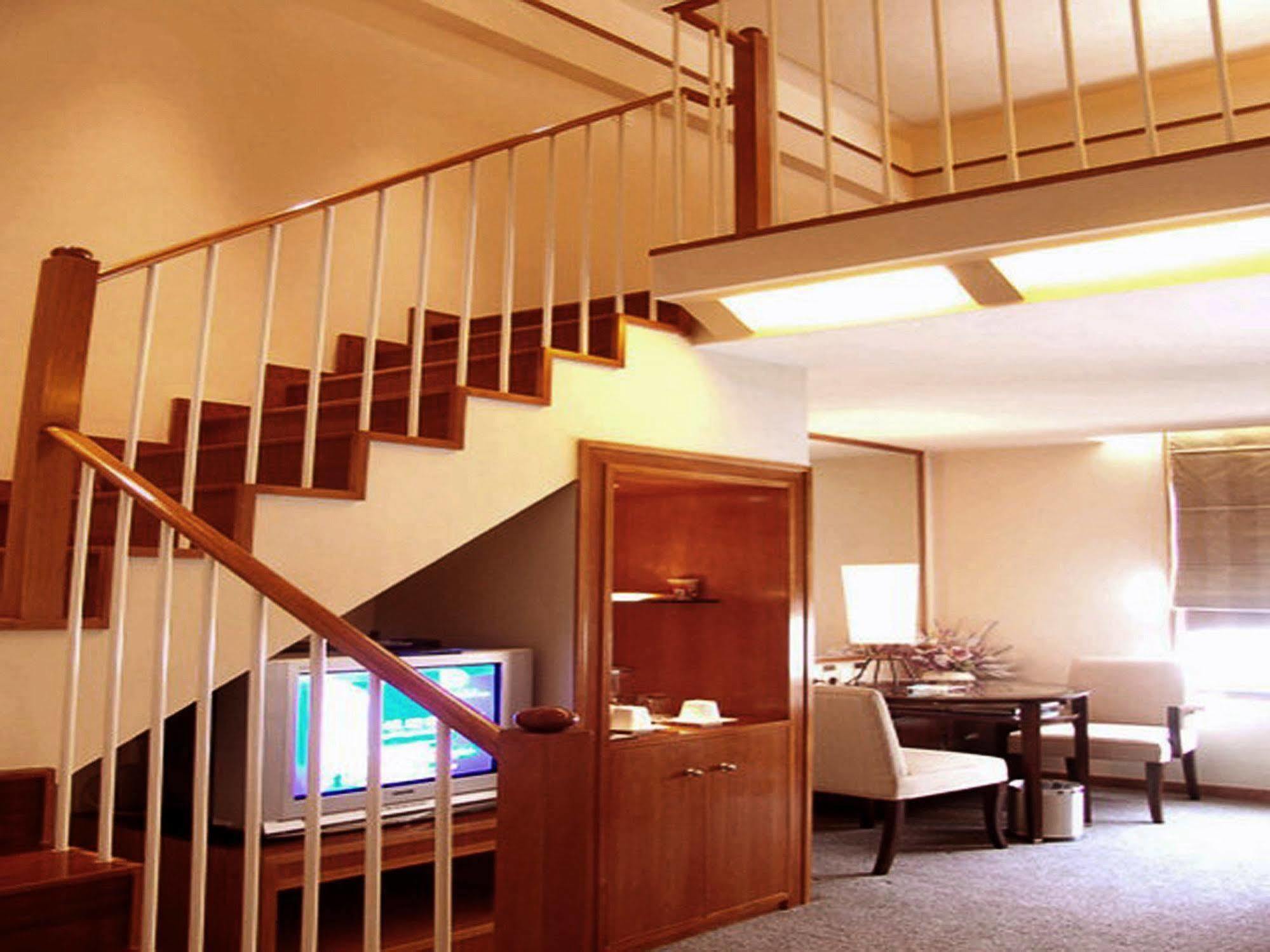 Dongguan Dongcheng International Hotel - Free Shuttle Buses For Executive Room Guests During Canton Fair Extérieur photo